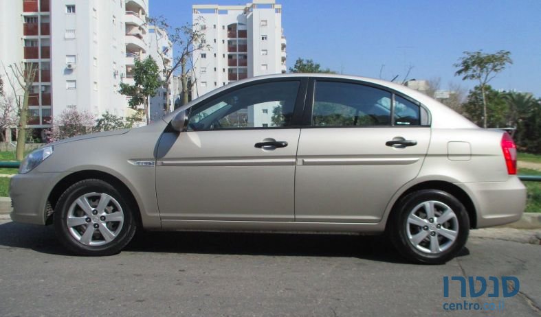 2008' Hyundai Accent photo #1