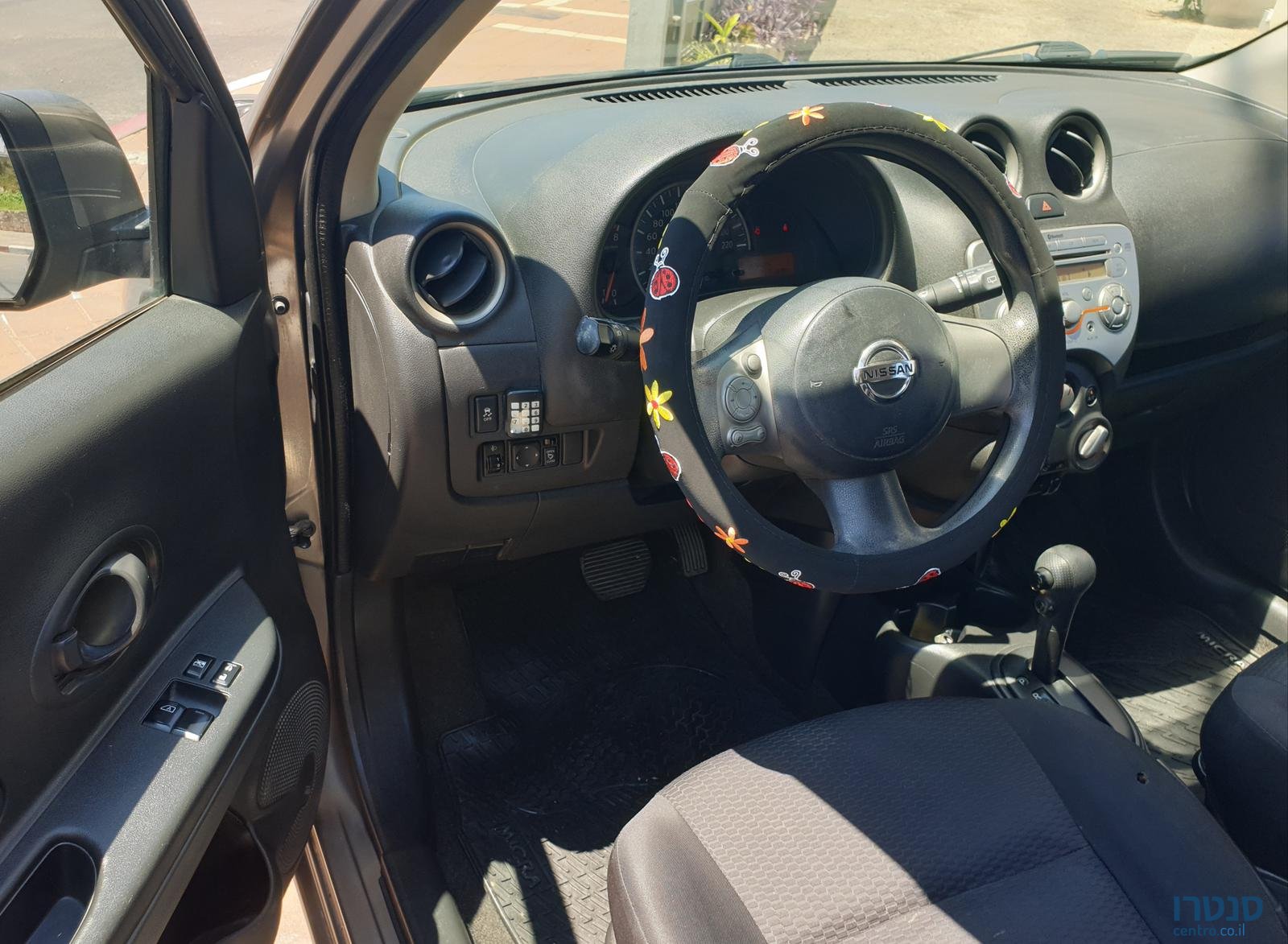 2013' Nissan Micra photo #3