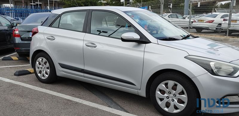 2016' Hyundai i20 יונדאי photo #1