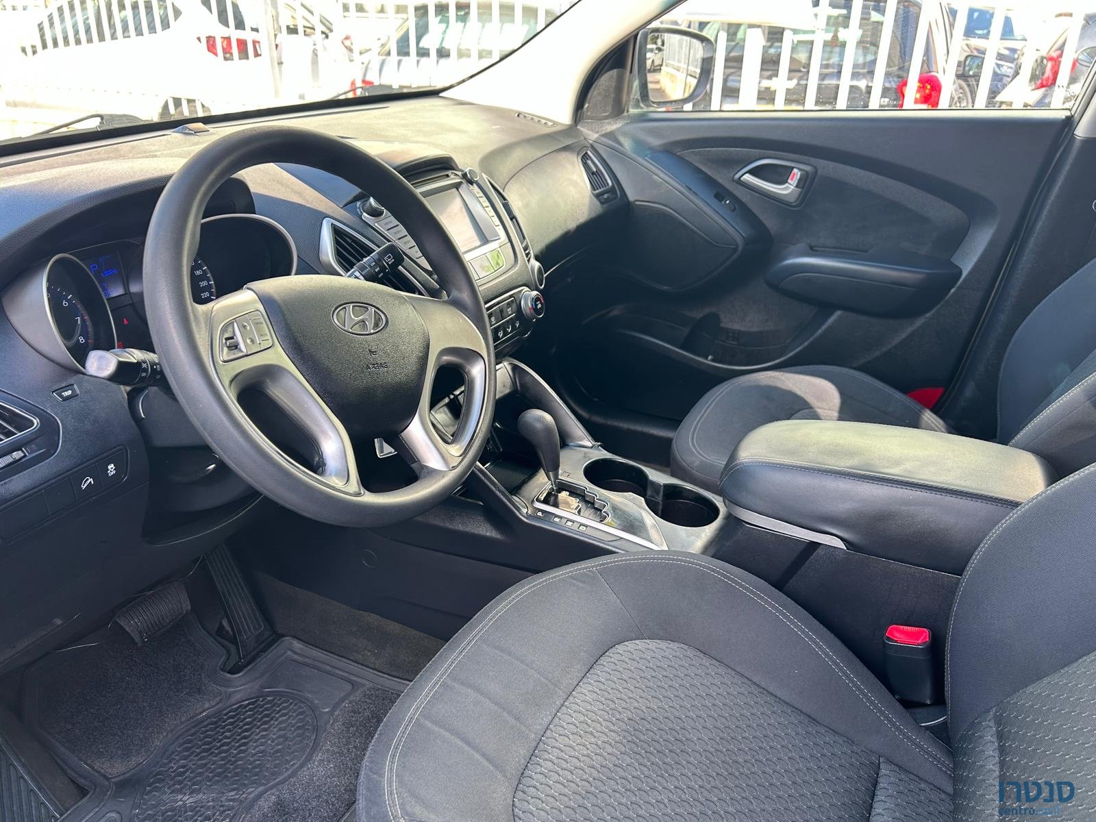 2014' Hyundai ix35 photo #3