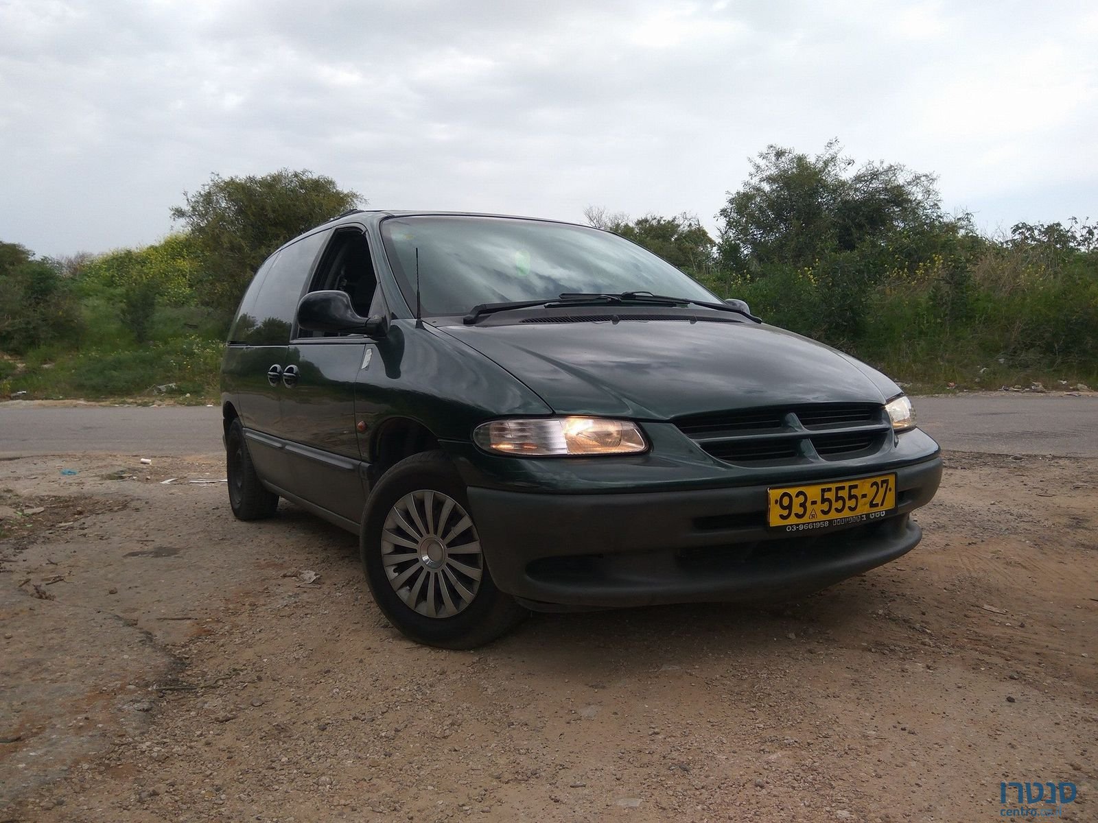 1998' Chrysler Voyager photo #6