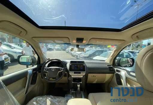 2020' Toyota Land Cruiser טויוטה לנד קרוזר photo #4