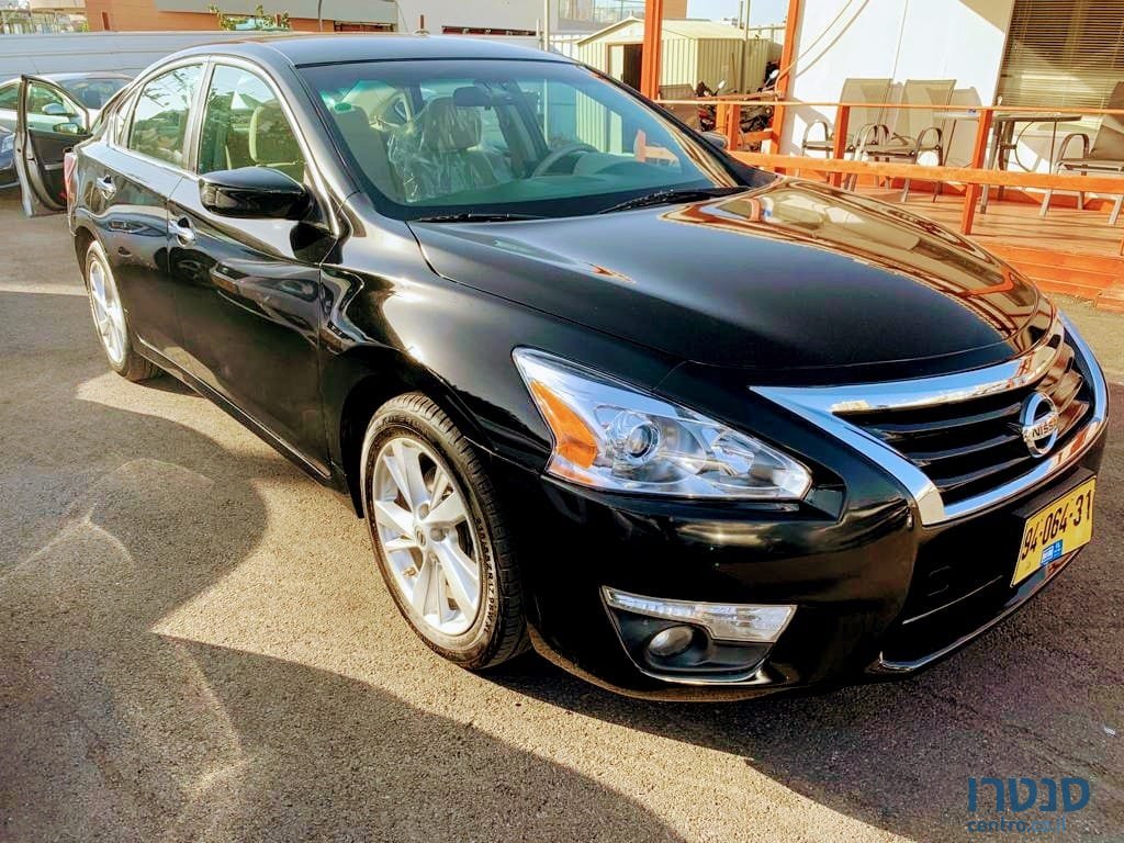 2015' Nissan Altima photo #1