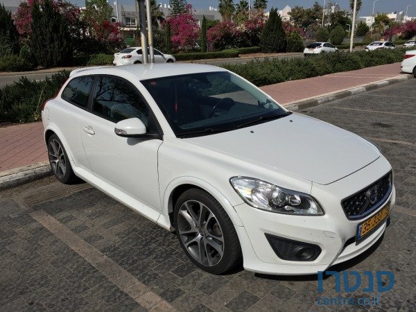 2011' Volvo C30 photo #1