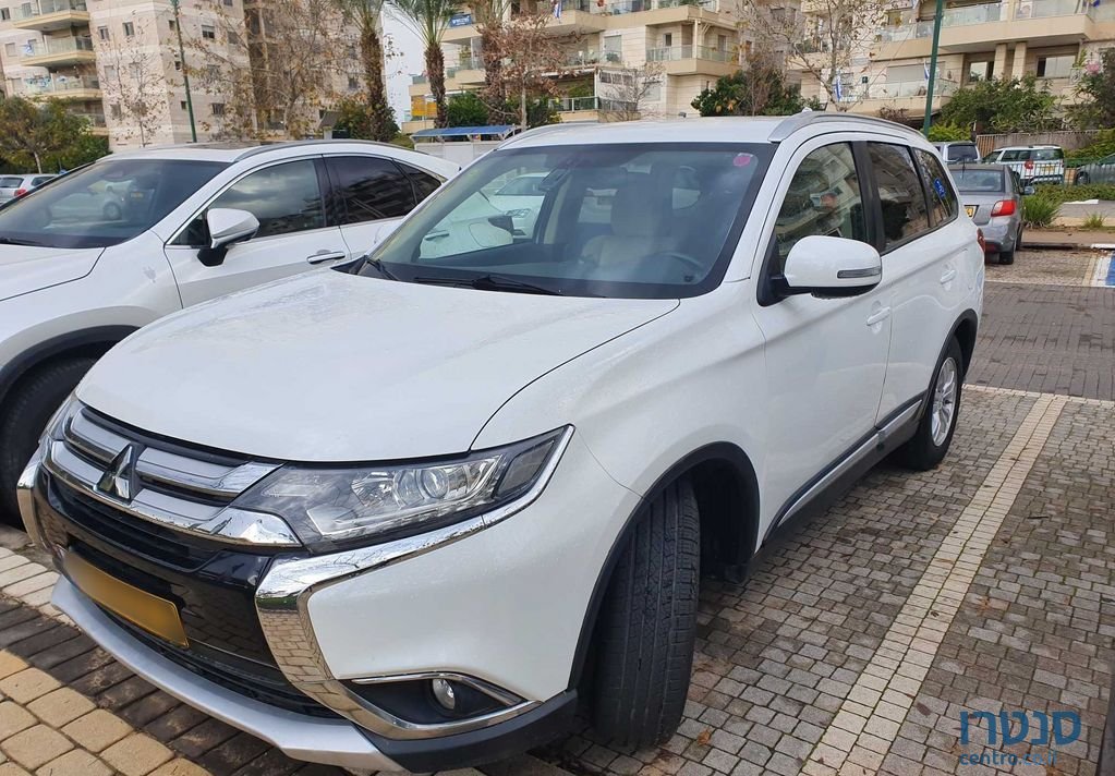 2016' Mitsubishi Outlander מיצובישי אאוטלנדר photo #5