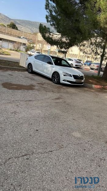 2018' Skoda Superb סקודה סופרב photo #3