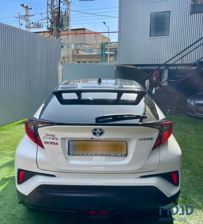 2020' Toyota C-HR טויוטה photo #6