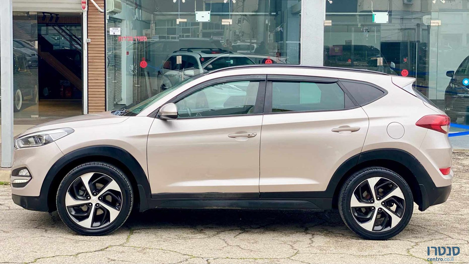 2017' Hyundai Tucson photo #4