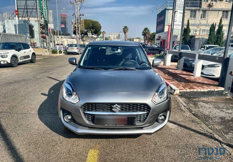 2021' Suzuki Swift סוזוקי סוויפט photo #2