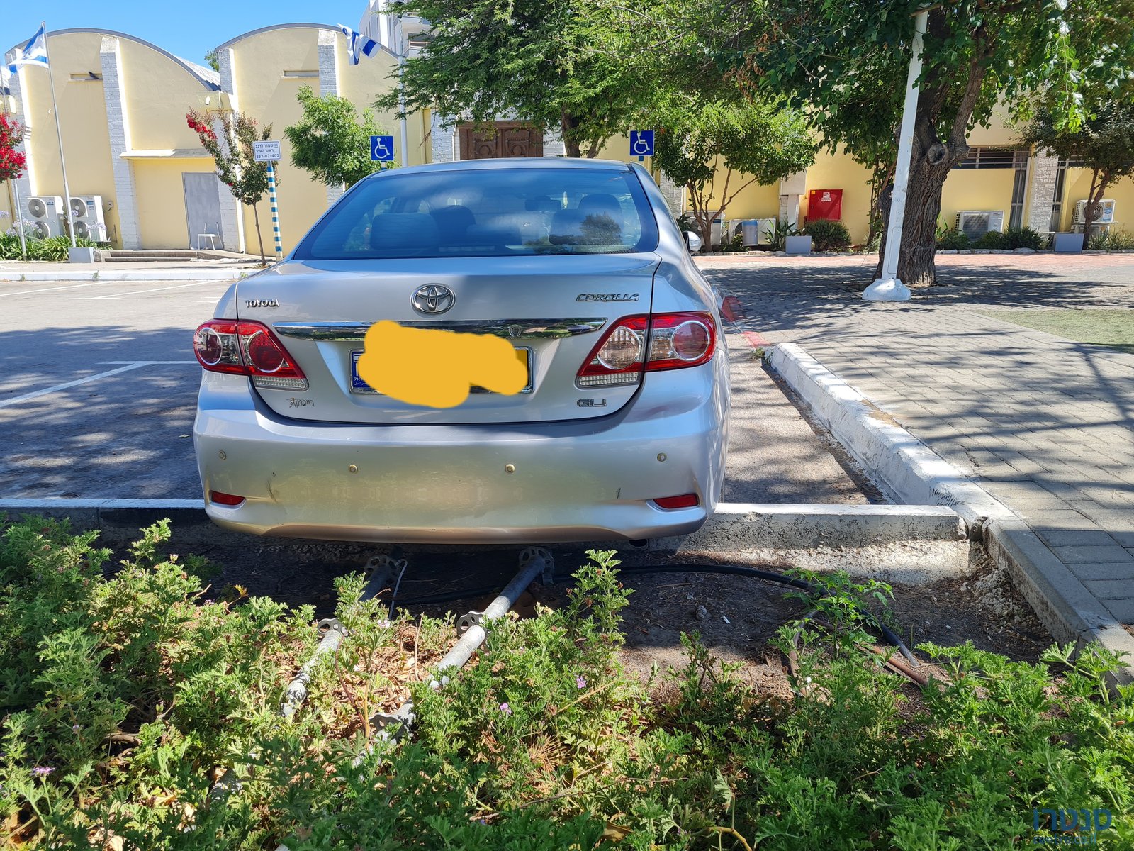 2010' Toyota Corolla טויוטה קורולה photo #2