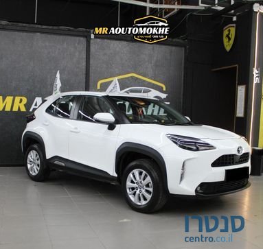 2024' Toyota Yaris Cross טויוטה יאריס קרוס photo #3