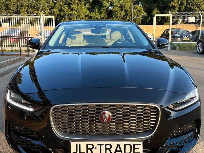 2020' Jaguar XE יגואר photo #6