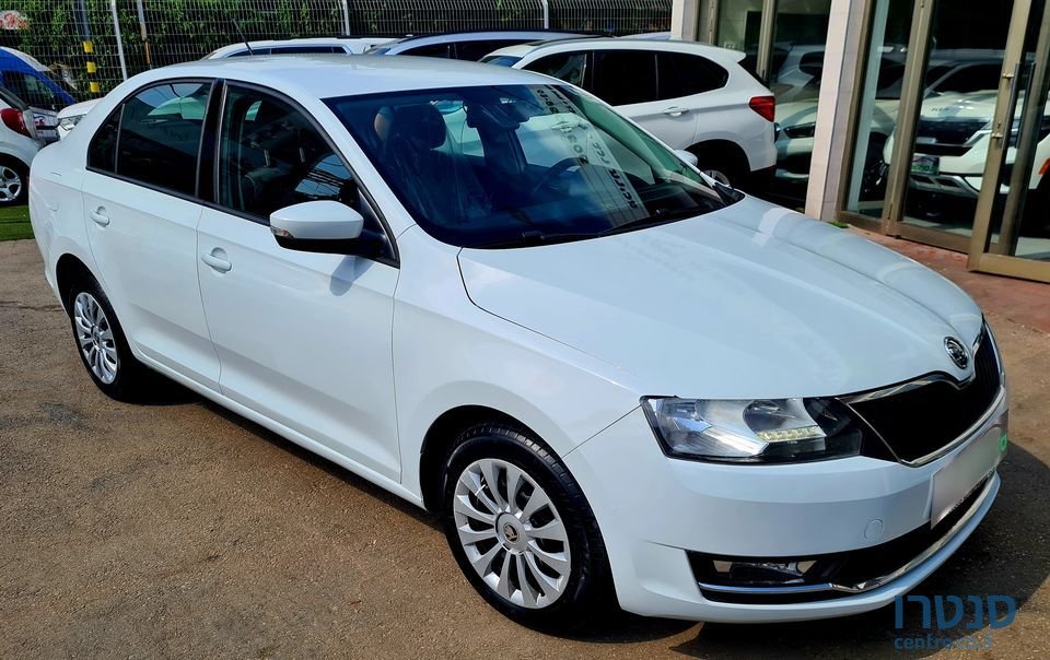 2016' Skoda Rapid photo #2