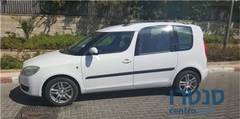 2008' Skoda Roomster photo #1