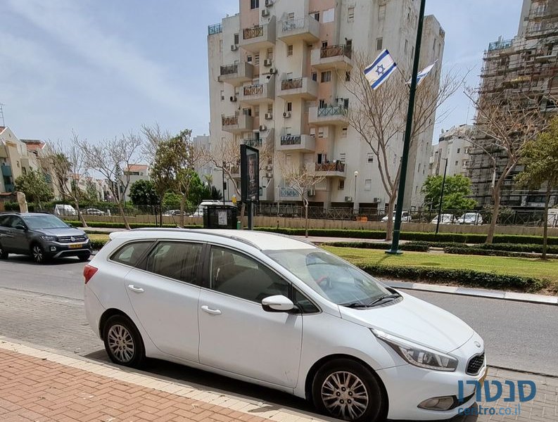 2013' Kia Ceed קיה סיד photo #3