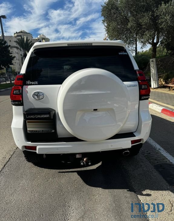 2021' Toyota Land Cruiser טויוטה לנד קרוזר photo #3