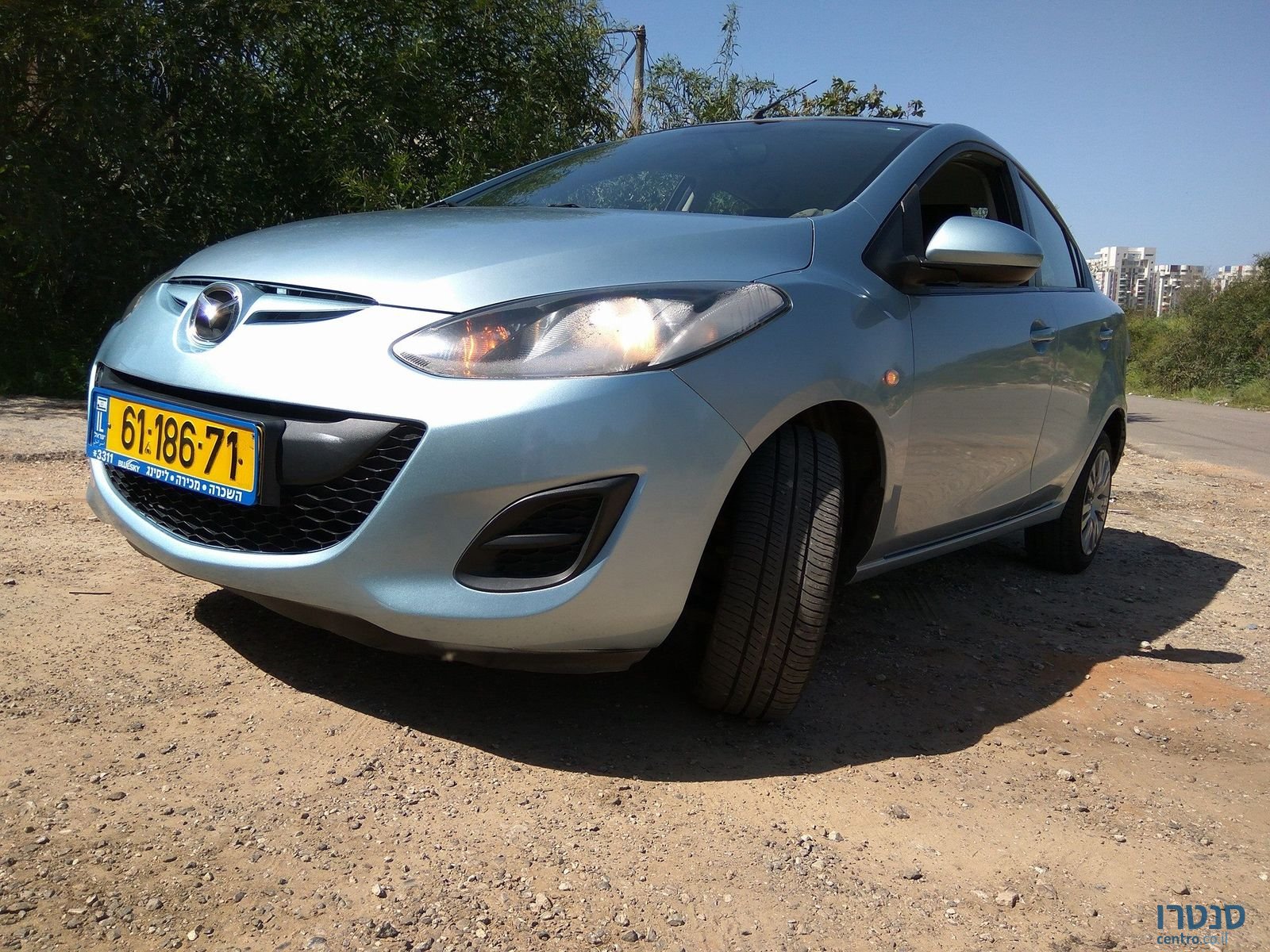 2011' Mazda 2 photo #5