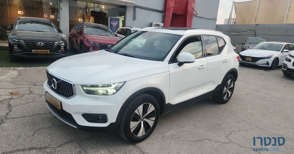 2021' Volvo XC40 וולוו photo #1