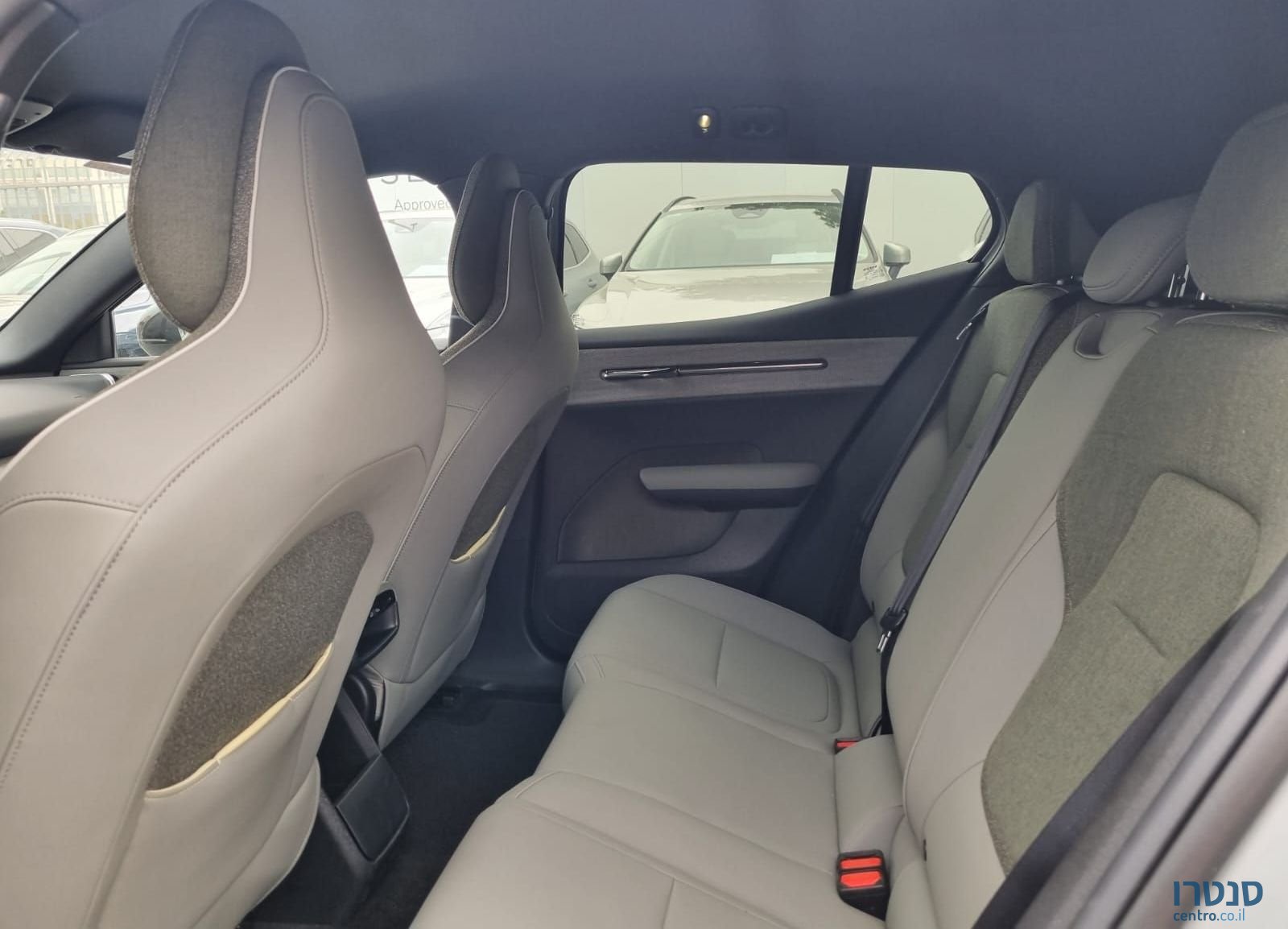 2024' Volvo Ex30 וולוו photo #2