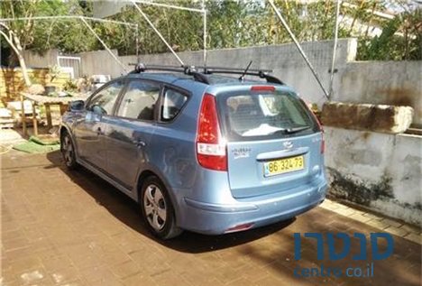 2010' Hyundai i30 photo #1