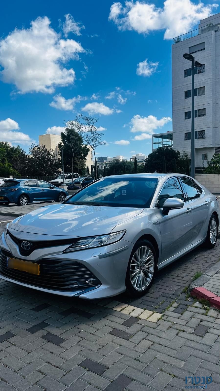 2020' Toyota Camry טויוטה קאמרי photo #3