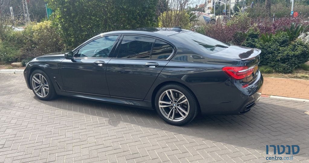 2019' BMW 7 Series ב.מ.וו סדרה 7 photo #4