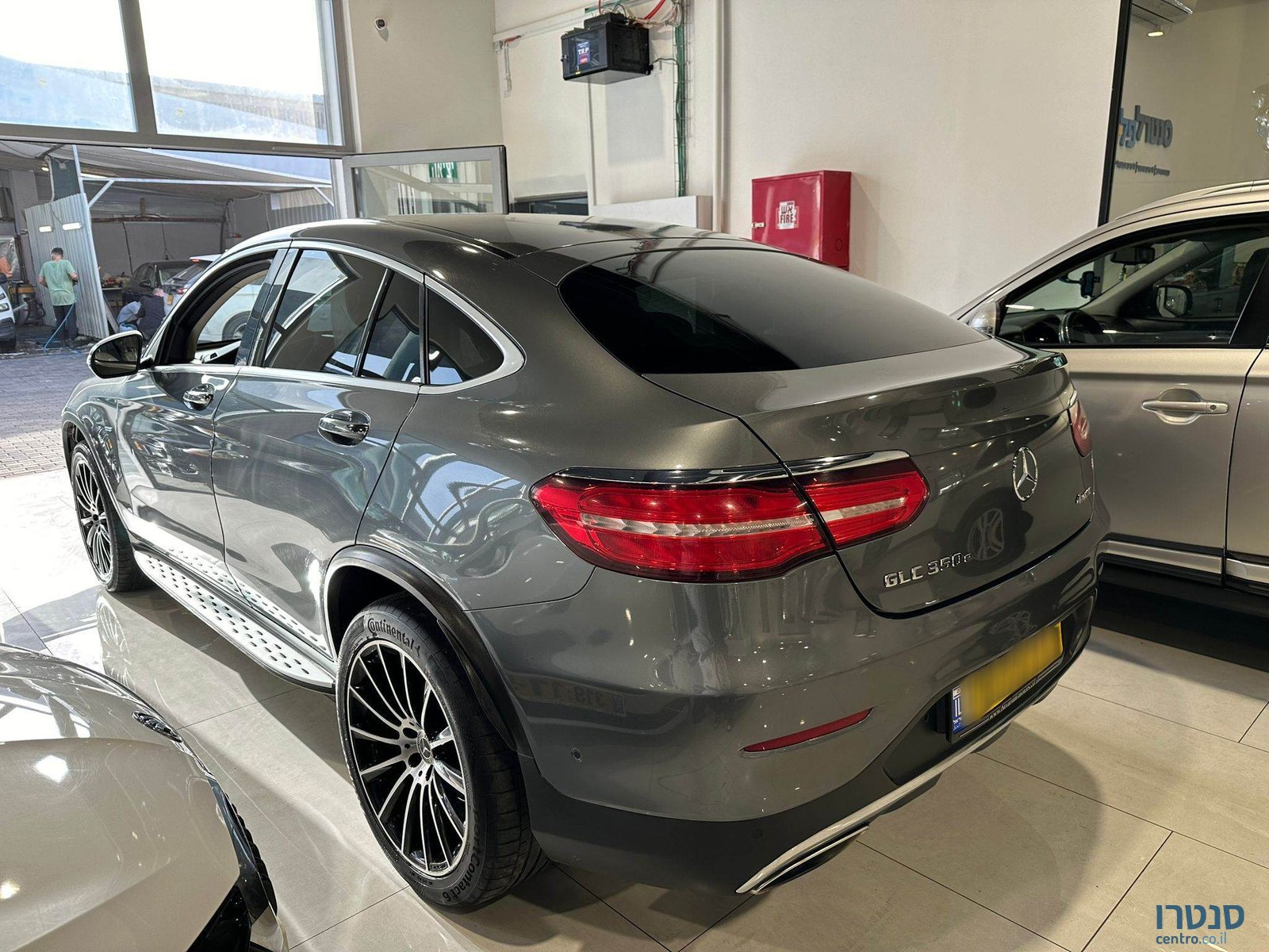 2017' Mercedes-Benz 350 Е photo #4