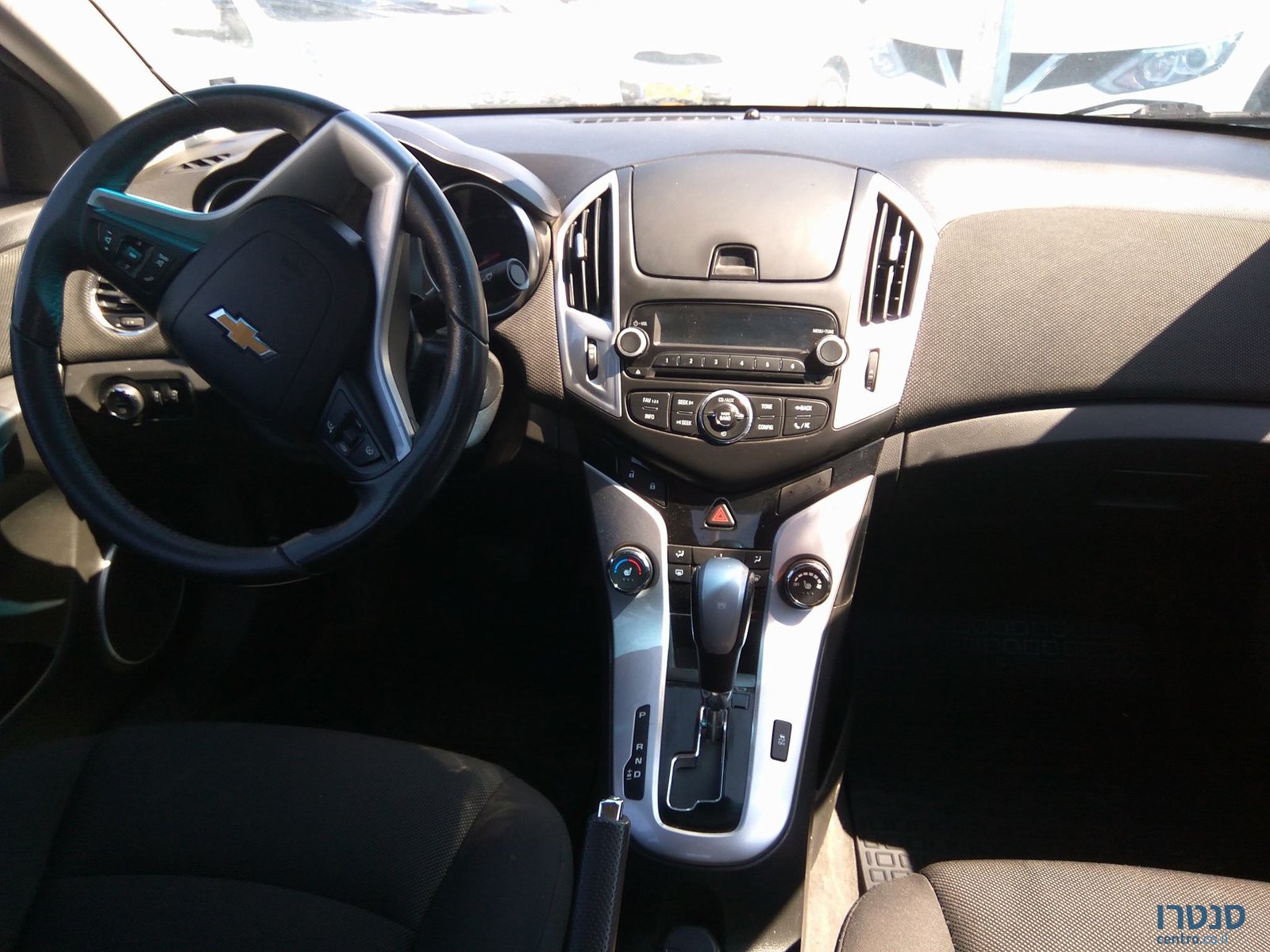 2014' Chevrolet Cruze photo #2