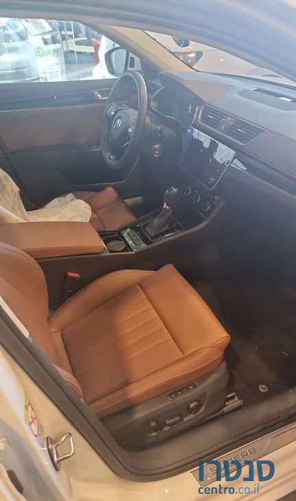 2022' Skoda Superb סקודה סופרב photo #2