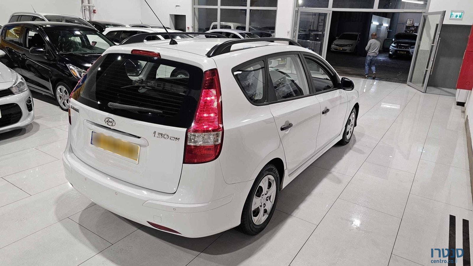 2012' Hyundai i30 photo #3