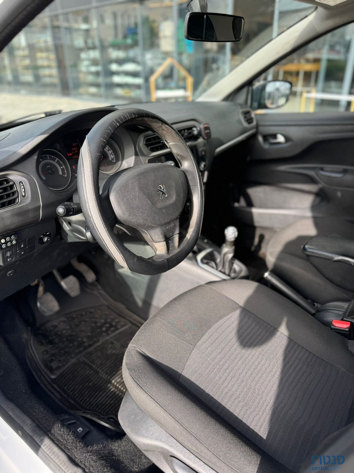 2017' Peugeot 301 photo #6