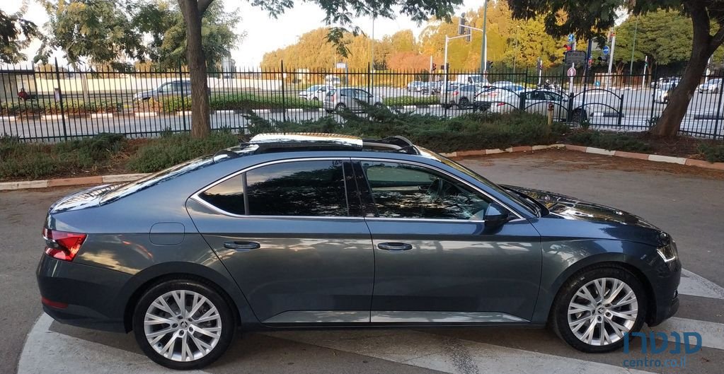 2021' Skoda Superb סקודה סופרב photo #2