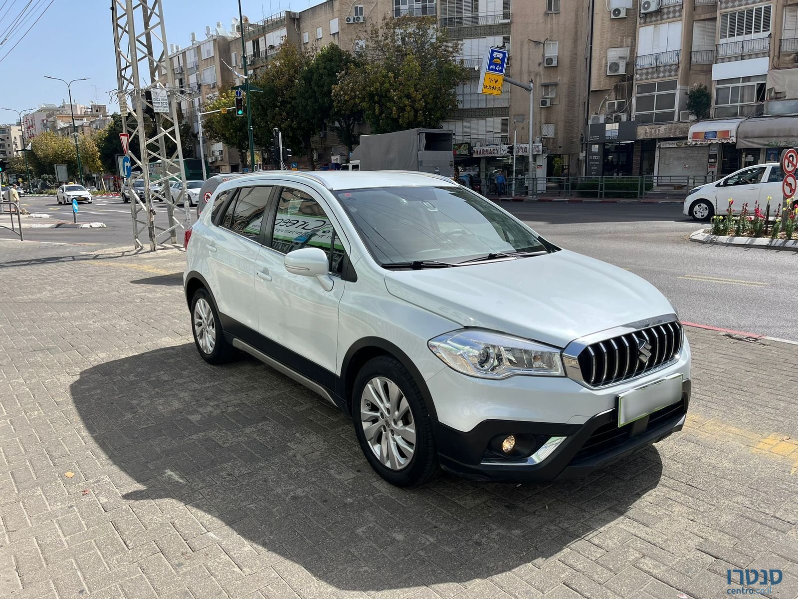 2019' Suzuki SX4 photo #6