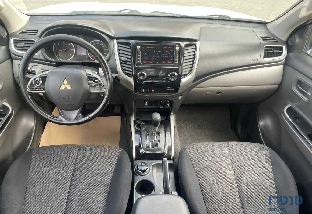 2016' Mitsubishi L200 4X4 מיצובישי טרייטון photo #4
