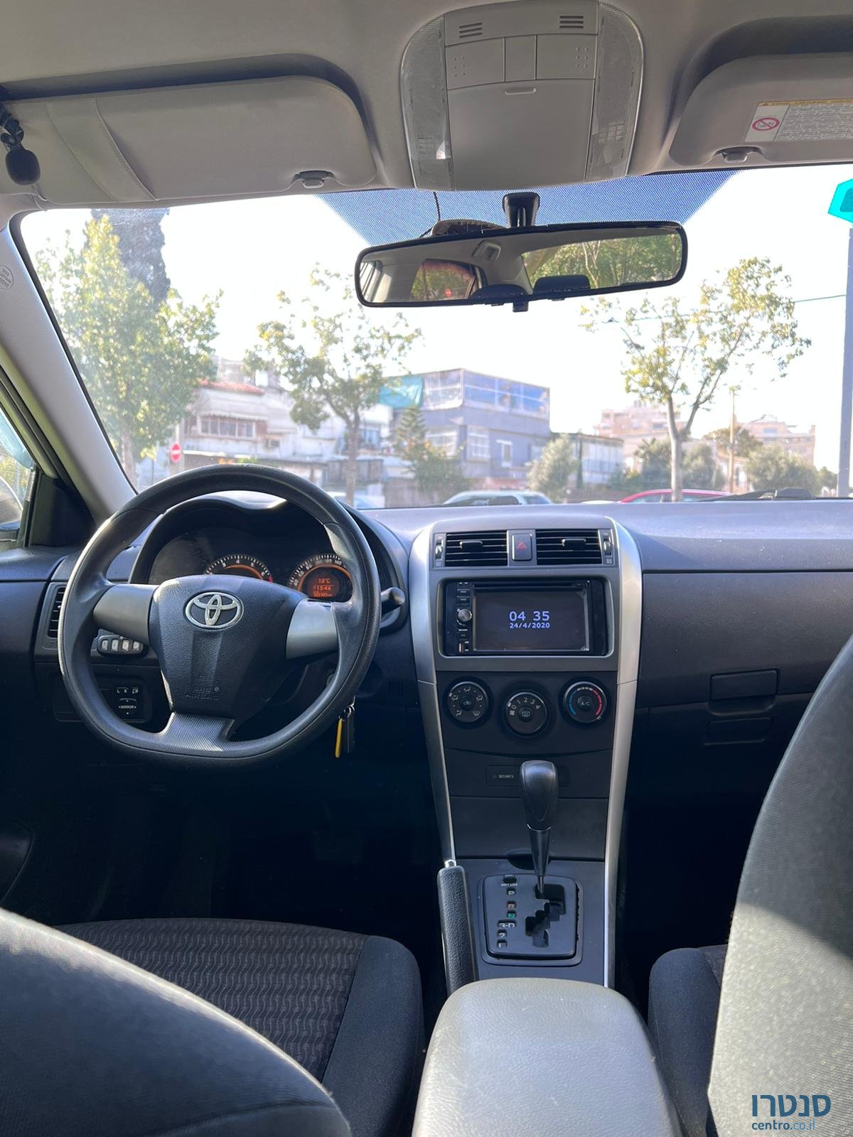 2013' Toyota Corolla photo #5