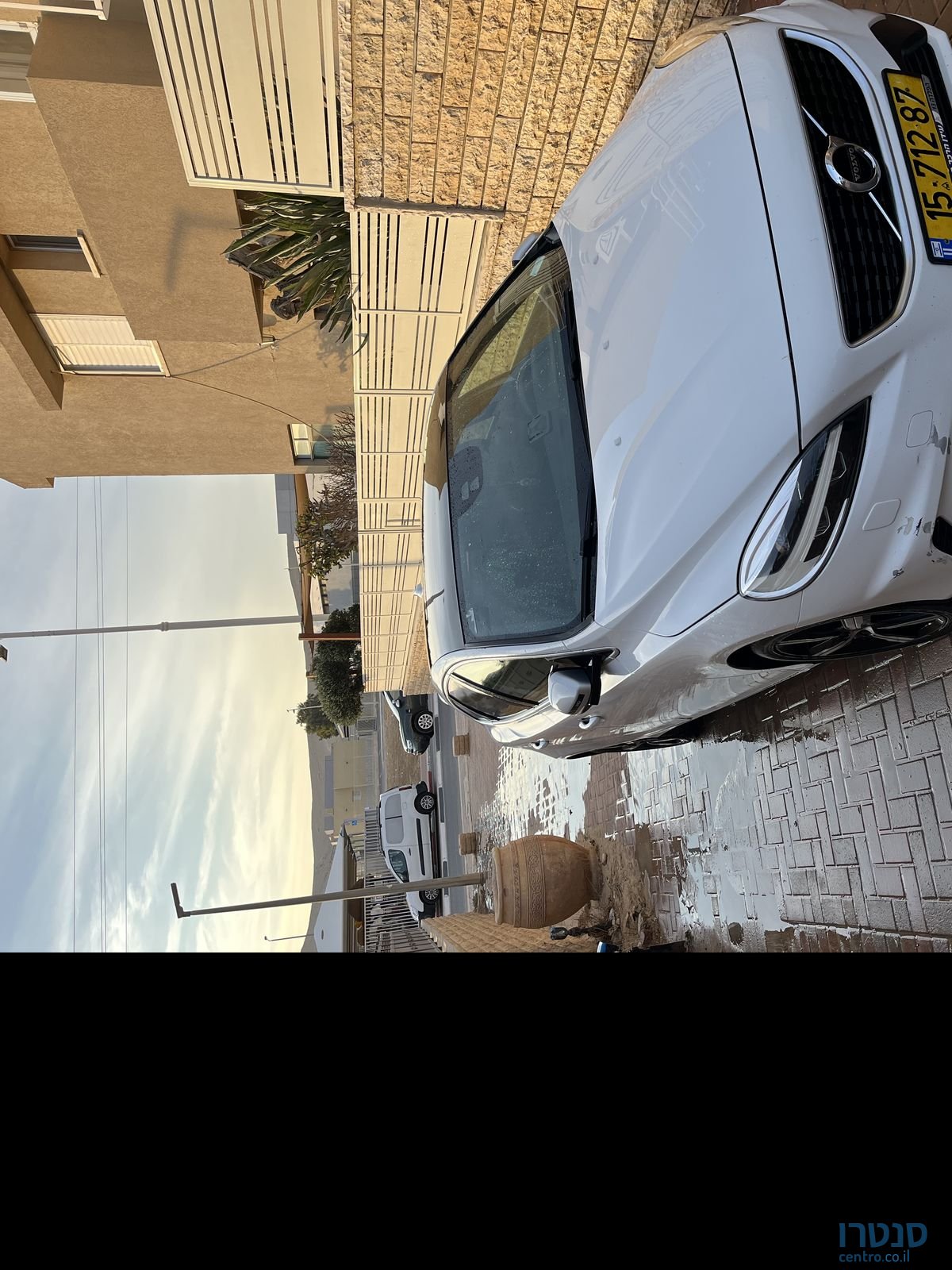 2017' Volvo V40 וולוו photo #1