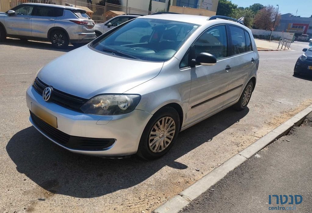 2011' Volkswagen Golf פולקסווגן גולף photo #3