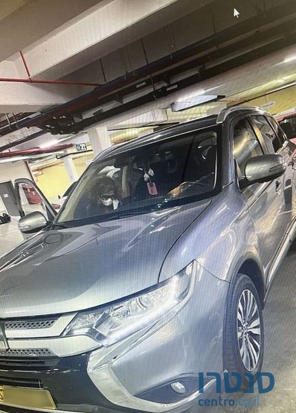 2019' Mitsubishi Outlander מיצובישי אאוטלנדר photo #1