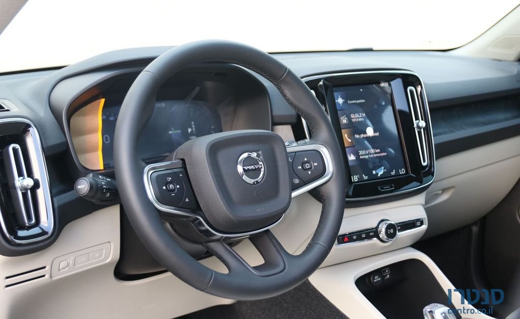 2022' Volvo Xc40 וולוו photo #5