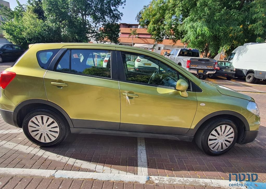 2014' Suzuki SX4 סוזוקי קרוסאובר photo #4