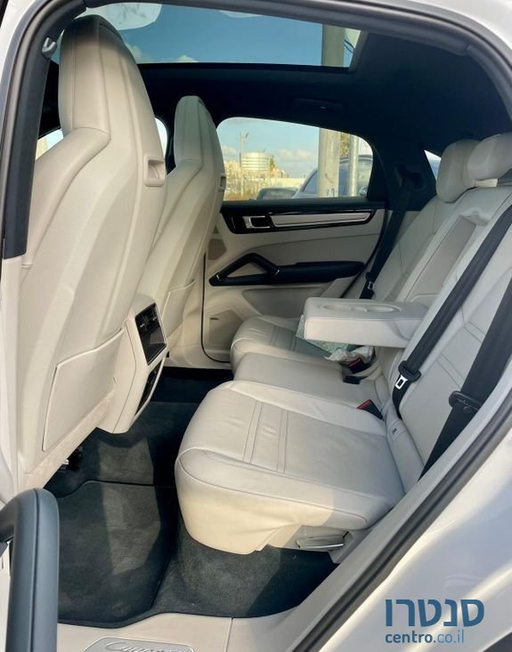 2020' Porsche Cayenne פורשה קאיין photo #3