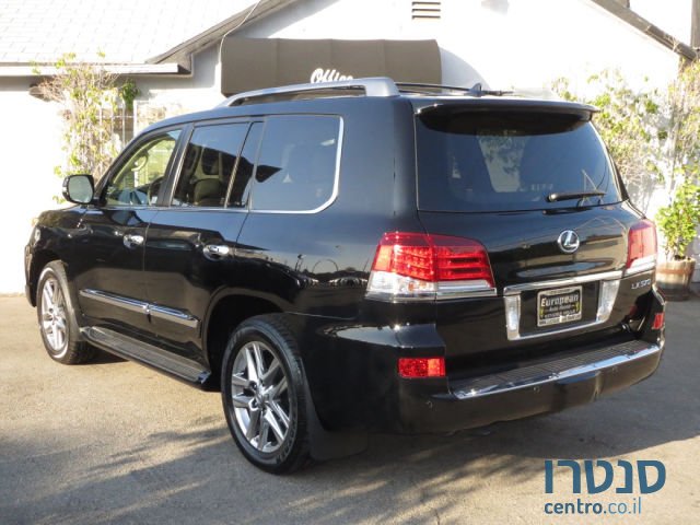 2013' Lexus LX 570 photo #6