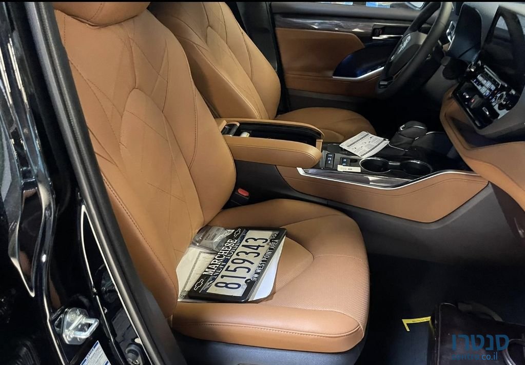 2021' Toyota Highlander טויוטה היילנדר photo #2