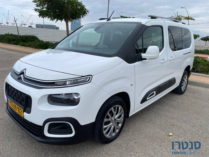 2020' Citroen Berlingo photo #1