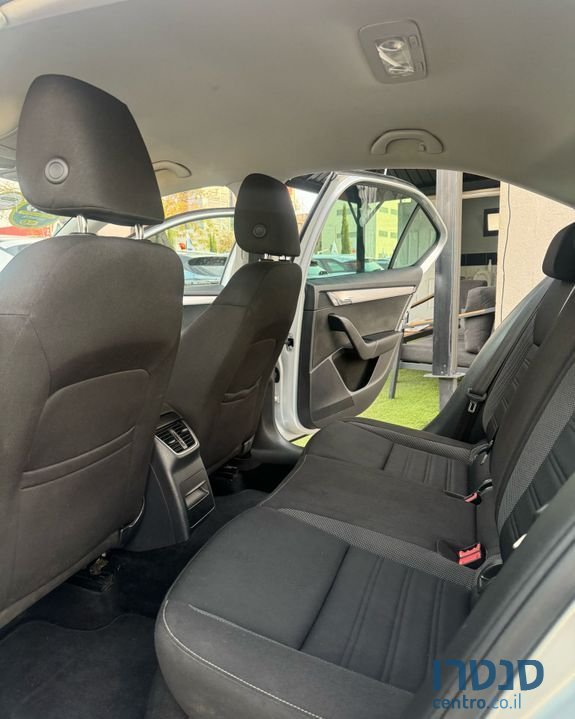 2019' Skoda Octavia סקודה אוקטביה photo #3