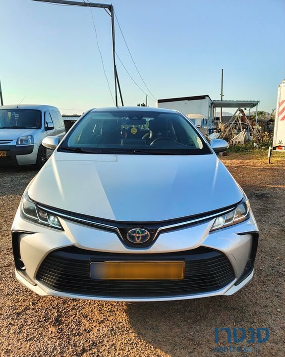 2020' Toyota Corolla טויוטה קורולה photo #1