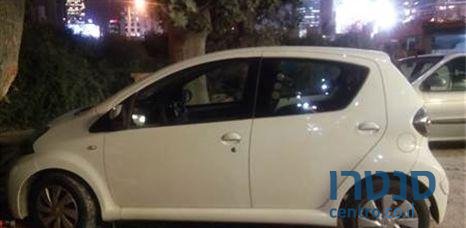 2012' Toyota Aygo טויוטה אייגו photo #1