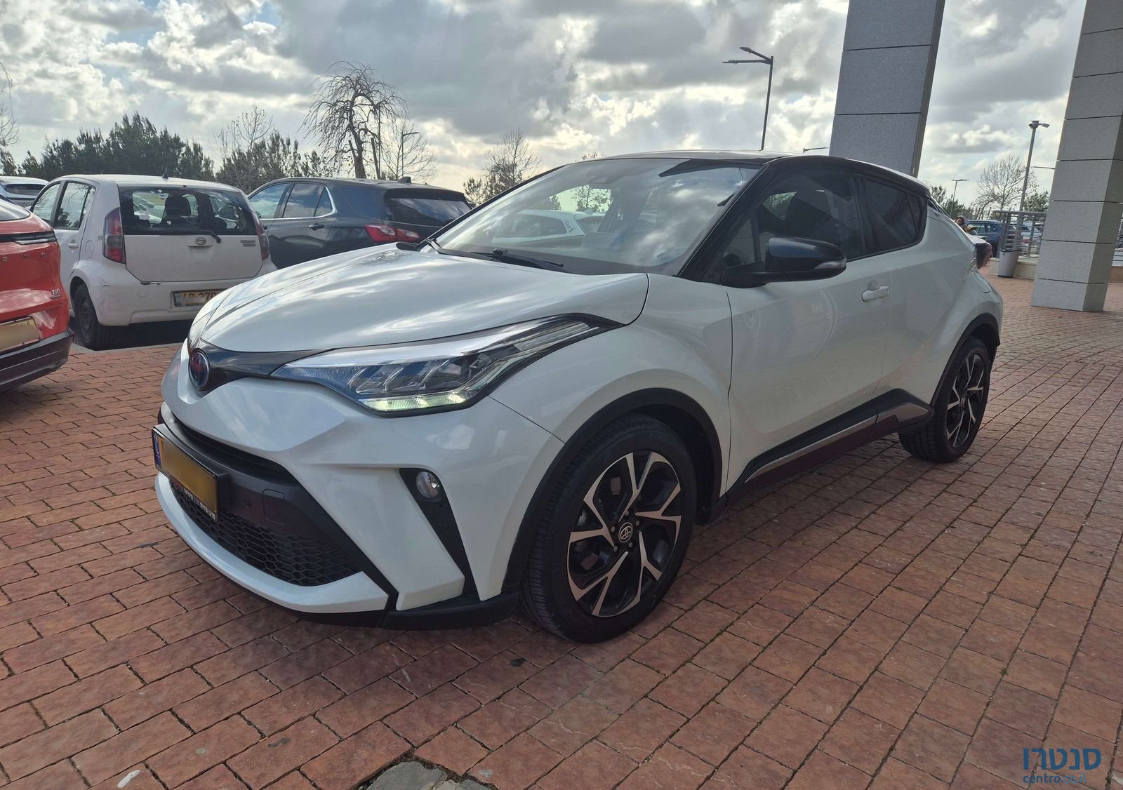 2021' Toyota C-HR טויוטה photo #3