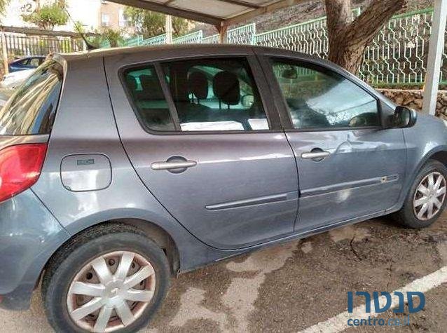 2011' Renault Clio רנו קליאו 2 photo #2