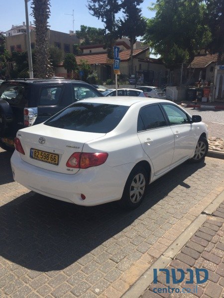 2008' Toyota Corolla photo #2